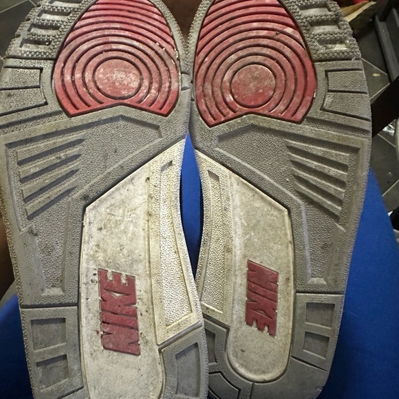 Jordan men size 9 - Picture 5 of 5